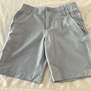 Under Armour golf shorts